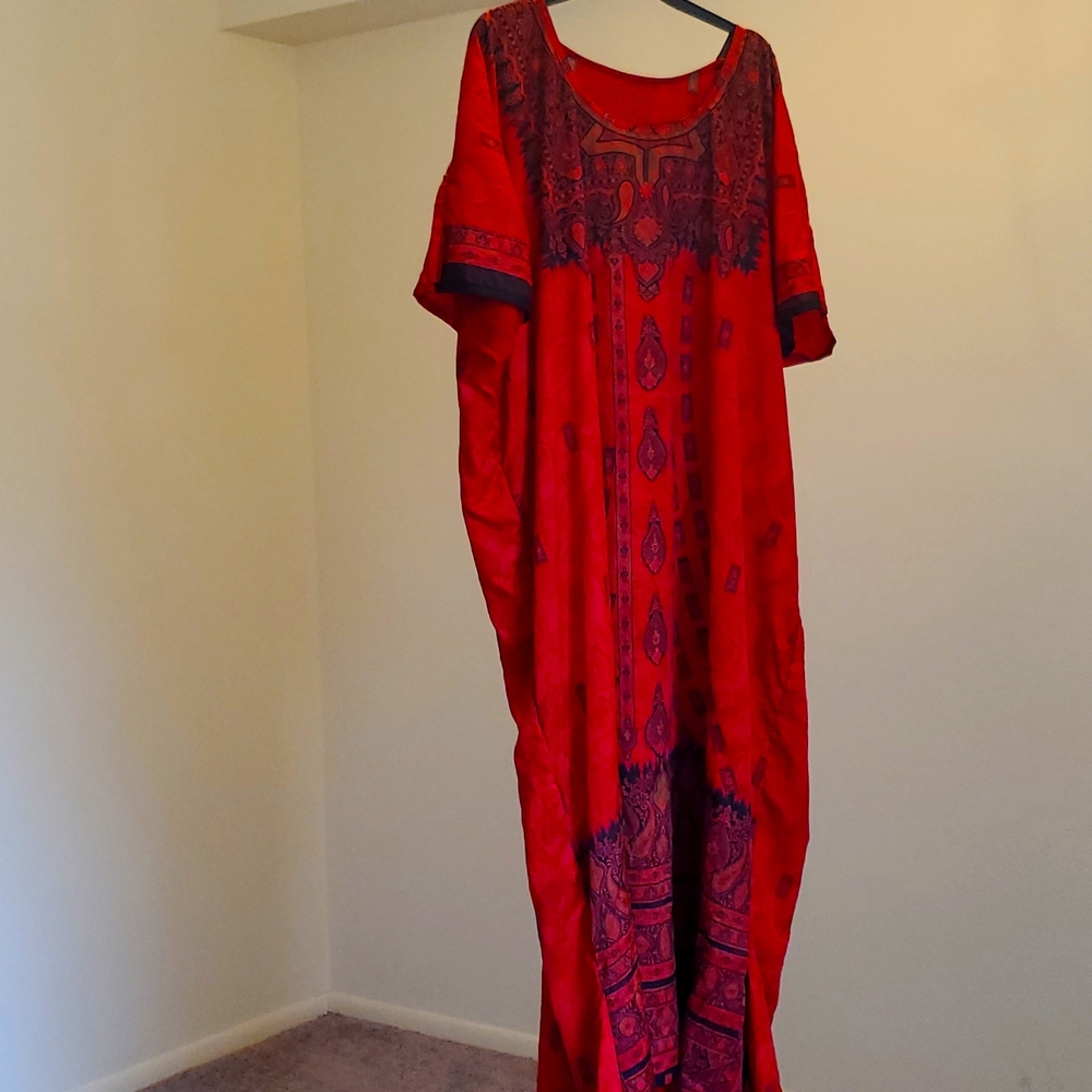 Red African Dress 👗 ♥️